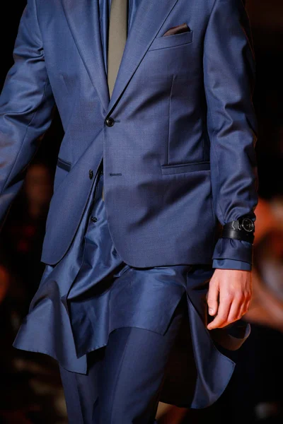 Look 66